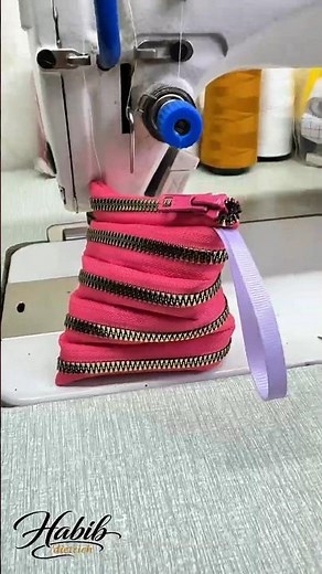 Turn a Single Zipper Into a Cute Pouch #patternmaking #sewinghacks #diy