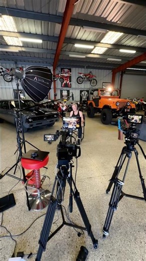 Two camera interview set-up. Filmed with the Sony fx6 & Sony a7siii