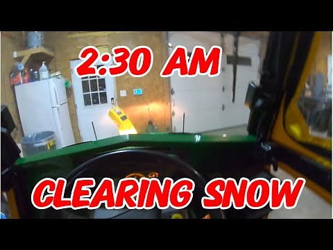 John Deere 1023E Clearing Snow: Early Morning!