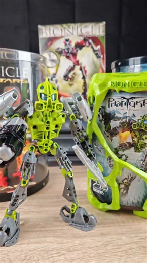 Roshpun on Instagram: "Lego Bionicle Phantoka Toa Lewa 8686 #lego #bionicle #asmr #nostalgia #actionfigures"