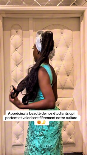 Appréciez la beauté de nos étudiants qui portent et valorisent fièrement notre culture 😍🤌