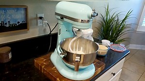 Watch KitchenAid Ultra Power Plus 4.5qt Tilt-Head Stand Mixer on Amazon Live