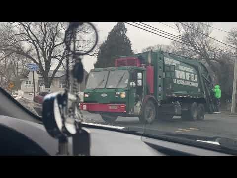 Town of Islip CCC McNeilus Garbage Truck 50 Picking Up Garbage in The Street