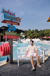 พูลวิลล่า สุดหรูพัทยา สระว่ายน้ำใหญ่อลังกาลมาก มีกิจกรรมให้เล่นเพียบ ห้องอาหาร คาเฟ่ เมนูอร่อยดีงาม สอบถามเพิ่มเติม The Gems Mining Pool Villas Pattaya #พูลวิลล่า #พูลวิลล่าพัทยา #พัทยา #ทริปพัทยา #รีวิวพัทยา #ที่พักพัทยา #รีวิวที่พักพัทยา | Imm Mhee อิ่มหมี พากินพาเที่ยว