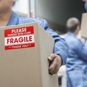 [Hot Item] Premium Glossy Paper Warning Fragile Sticker Roll for Shipping Labels