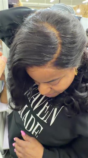 Discover the Realism of HD Lace Wigs for Ultimate Comfort