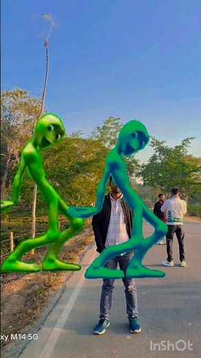 Dame tu cosita|alien dance|funny alien#comedy​ #color​ dance#crazzyalienz​#funny​ 🤣