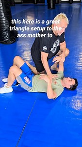 6.8K views · 465 reactions | Triangle flow mix. With follow-ups. #csw #bjj #mma #wrestling #shooto #selfdefense #jiujitsu #muaythai #kickboxing #erikpaulson #boxing #grappling #jkd #kungfu #kali #jeetkunedo #catchwrestling #stxkickboxing #cswcombatives #Judo #sambo #mma #jujitsu #inosantolineage | Erik Paulson | Facebook