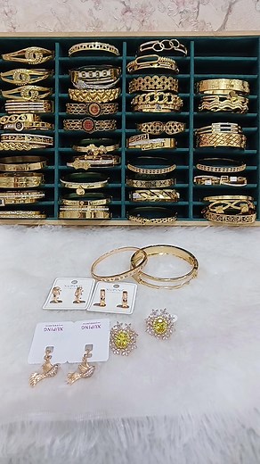 8.7K views · 93 reactions | Sale...Sale...Sale... Antitarnish and Xuping Collection Booking No. 7709588884 Gpay no-7709588884 OPENING VIDEO IS MUST for Any claim How to order: For new viewer need to pay 500 Rupees advance and can start live booking. No COD/ No Cancellation/ No Return /No Exchange❌ Deliveries in 7-10 working days from date of Dispatch... Shipping Charges Maharashtra 50 and Out of Maharashtra 80 | Trendy Mart | Facebook