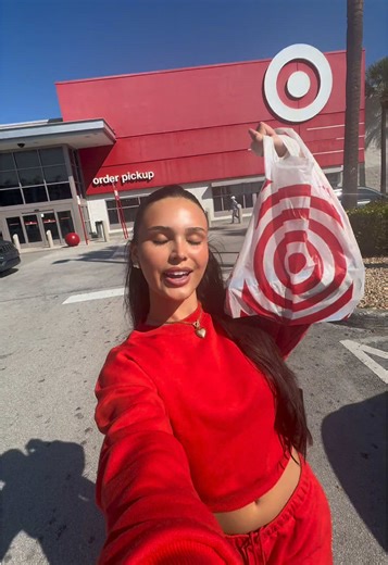 A travel-sized double cleanse set from @DHC Skincare USA that makes my skin instantly soft? Yes please! You can BOGO 30% off at @target 🤍 Adding the link in bio XOXO #DHCisJbeauty #TargetPartner #Target #DHCskincare #CapCut