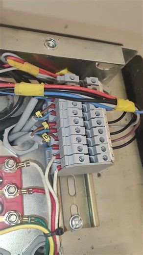 elevator control panel hydraulic 🛗