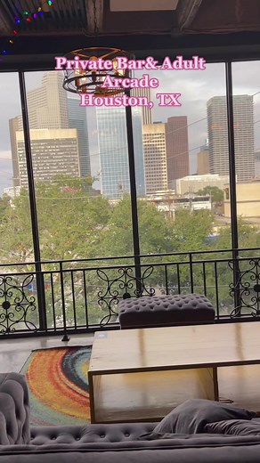 Adult Arcade and Bowling Fun in Houston, TX!