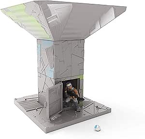 Fortnite Battle Royale Collection: Port-A-Fort Playset & Infiltrator Figure