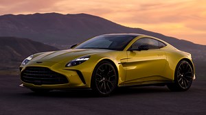 2025 Aston Martin Vantage - MotorTrend