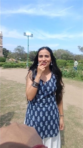 punching Prank 124 // Cute Girl Reaction Cute Smile Girl #Prank #Short #virul #vivekdadavlogs