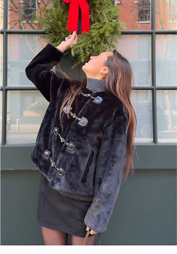 H&M: Home for the Holidays with Lily Chee 🎄❤️