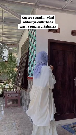 Simer Simer Menyala: Outfit Lebaran 2002 Berbeda