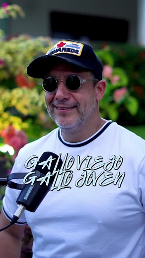 Chiste del Gallo Poninas: Gallo Viejo vs. Gallo Joven