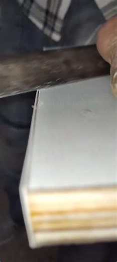 Satisfying Laminate Edge Trimming 🔥”