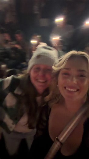 Screaming better with you with my best friend like it was written for us 🫶🏼💕 @Jesse McCartney