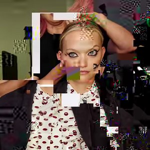 Watch our cover girl Gemma Ward nail five different looks for our mix-and-match July edition! | ELLE Australia