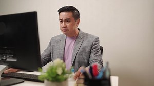 284K views · 52 reactions | 守护好双眼，才能带你看得更高更远！ BenQ Eye Care Monitor 护眼屏幕系列，独家护眼技术获得德国TUV认证，拥有智能亮度调节、低蓝光、不闪屏及多项优质功能，无论你是学生、上班族、追剧族、打game族都会爱上它！ 了解更多： www.benq.com.my Shopee - https://shopee.com.my/cgionlinestore Lazada - https://bit.ly/3qbQawP | CGi-Store | Facebook