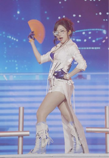 Focus Cam Highlights from Orange's Concert Performance