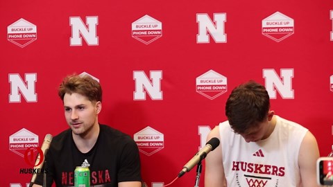 Nebraska volleyball finishes unbeaten regular season for 3rd time in program history