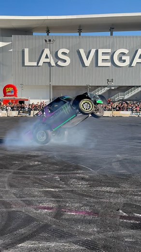123K views · 29K reactions | Highlights from the @horsepower_rodeo arena at the 2024 @semashow  #sickcarsandtrucks #burnouts #semashow | SICK Cars and Trucks | Facebook