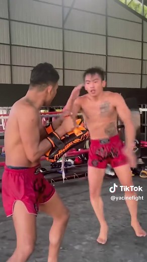 Boxe Thai: Championnat d'Intensif en Thaïlande