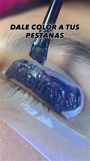 DLASH - Lash Studio on Instagram: "✨TINTURADO DE PESTAÑAS ¿CÓMO SE REALIZA? ✨ Si ya realizas este servicio o si eres una amante del lifting de pestañas, aquí te muestro cómo lo hacemos 😉 El efecto rímel que tanto amamos en una sola atención 😏 Comenta “QUIERO” y te envío la promo 🎉 . . . 📲 Citas San Borja : 936280334 . . . #liftingdepestañas #lvl #pestañasperu #dlash #lashartist"