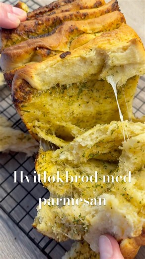 Hvitløksbrød med parmesan