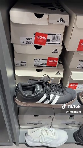 Entdecke die neuesten Herren Sneakers von Deichmann