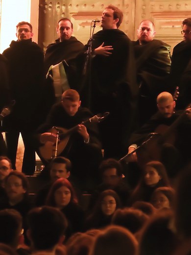 Serenata Monumental em Coimbra: tradição que inicia as Queimas das Fitas