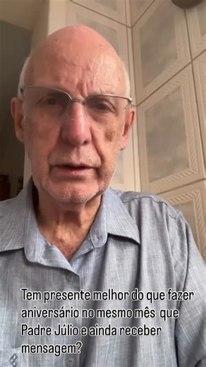 Lilia Moritz Schwarcz on Instagram: "Querido Padre Júlio. Tua presença nesse mundo é um presente (e desculpe o jargão fácil) para todas e todos nós. Dizem que quem nasce entre Natal e Ano Novo precisa praticar a abnegação. E não consigo pensar em ninguém mais abnegado que o senhor. Assim que esqueço do meu aniversário para pensar no seu, nesse dia 27 de dezembro. Essa pessoa justa, ética, democrática, que aqui está para praticar o bem. Assim, um feliz aniversário Padre Júlio, que você receba o c