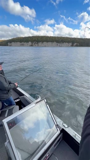 Hooked up with a quad! Fall bass fishing is fire right now 🔥🔥 | Green Bay Trophy Fishing