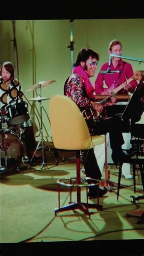 ELVIS PRESLEY - (Now and Then There's) A Fool Such As I (Rehearsal) & What'd I Say (Rehearsal) EPIC
