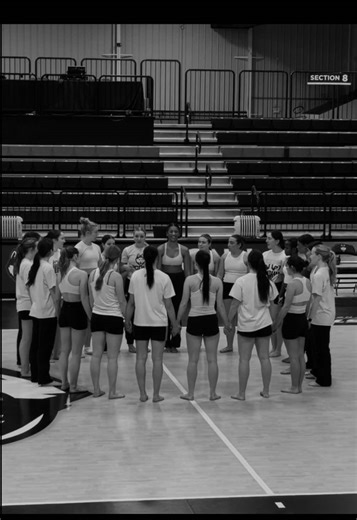 𝐌𝐄𝐀𝐒𝐔𝐑𝐄𝐃. 𝐓𝐄𝐒𝐓𝐄𝐃. 𝐏𝐑𝐎𝐕𝐄𝐍. 1 week till we hit the UDA stage. We are ready, Orlando, are you? 🐾🏰 #uconnhuskies #uconndanceteam #uda