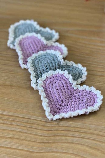 Easy Crochet Heart Pattern With Video Tutorial