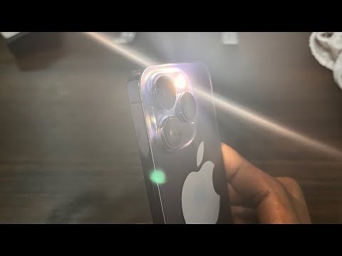 How to Turn ON/OFF Flashlight with SIRI on iPhone