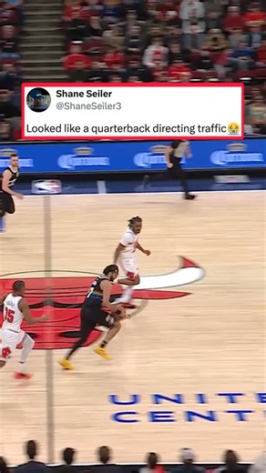 Jaden Ivey running the spread offense 😭😂 | Houseofhighlights