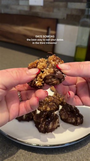 Delicious Date Samoa Cookies Recipe for Pregnancy Cravings