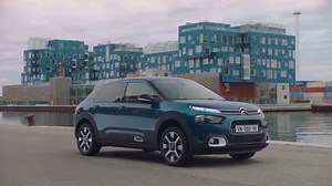 154K views · 1.1K reactions | La mejor tecnología, seguridad y confort la encuentras en el New C4 Cactus. Llévatelo con Apple Car Play y Android Auto, el mejor motor del año 1.2, 6 airbags y mucho más. Disponible en versión MT Feel desde US$ 21,490 ó S/ 71,347. Cotízala aquí: https://goo.gl/GA2JU3 | Citroën | Facebook