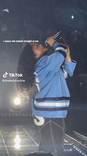 SZA's Soul-Stirring Performance in Toronto