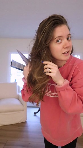 used the @wellahair color fresh mask to keep my hair looking polished and refreshed between salon visits! Wella has lots of shades - I went with “chocolate touch” to keep my brunette color rich and even-toned! #WellaExtra #Sponsored #colorfreshmask #haircolormask