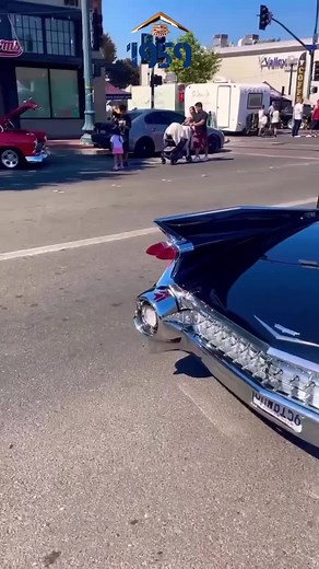 Cadillac Coupe DeVille 1959: Uncloaking Classic Beauty