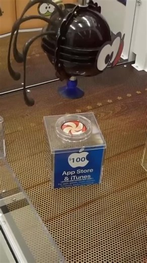 Spider Claw Machine 🕷️ | Carson Claws