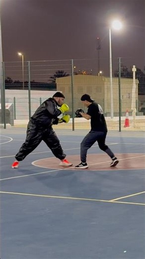 Setting up that upper hook straight