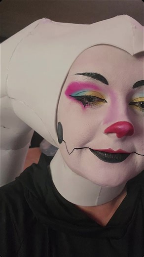Fizzarolli cosplay makeup test had fun with a small edit :3 MAKEUP: followed @Parker💫 fizzarolli makeup tutorial ✨️ #fizzarolli #fizzarollihelluvaboss #fizzy #helluvaboss #helluvabossfizzarolli #fizzarollicosplay #helluvabosscosplay #clownmakeup ##cosplaymakeup #CapCut
