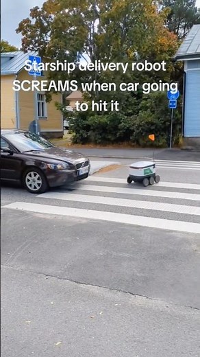 Funny Delivery robot moments #funnyvideo #funny #robot #fyp #deliveryrobot #college #fail #food